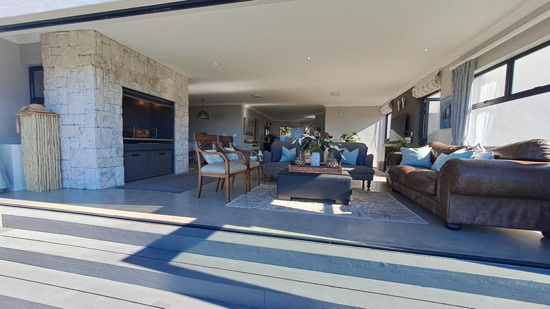 2 Bedroom Property for Sale in Stilbaai East Western Cape